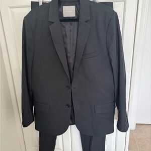Men’s Charcoal Gray Everlane Suit